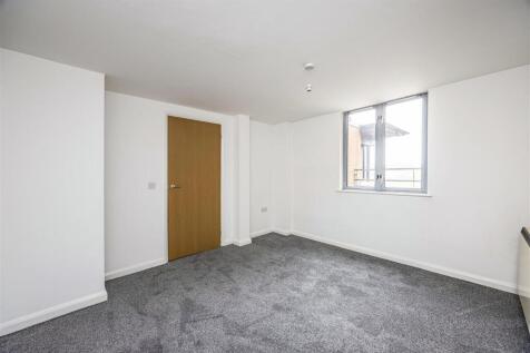 Flat606SheridanCourt-3.jpg