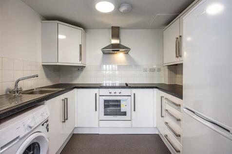 Flat606SheridanCourt-10.jpg