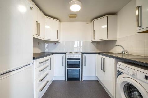 511 Sheridan court 1 of 8.jpg