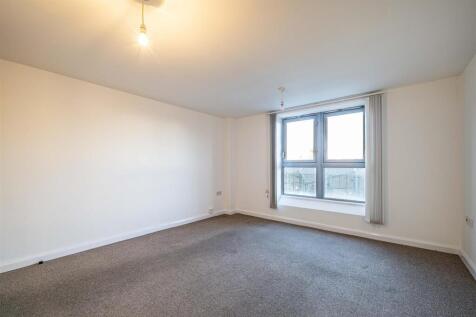 101 Sheridan court 3 of 7.jpg