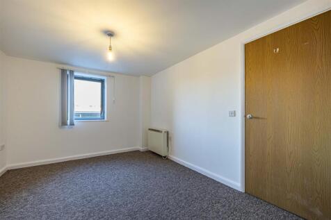 101 Sheridan court 5 of 7.jpg