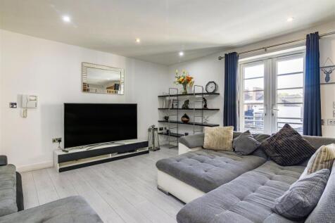 Flat11 18 LowPavement-14.jpg