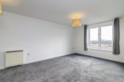 24TrivettSquare-5.jpg
