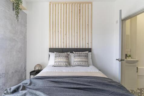 Bedroom4-2.jpg