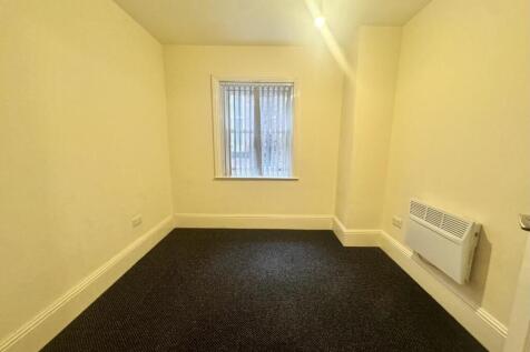 BEDROOM.jpg