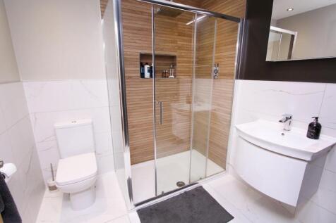 Shower Room 1