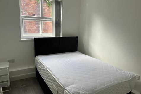 Flat 2.jpg