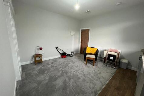 Room 2.jpeg