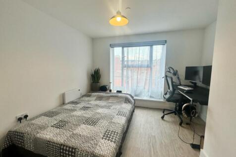 BEDROOM 3.jpg