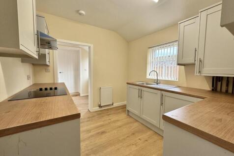 KITCHEN 3.jpg