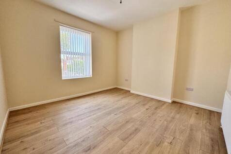 BEDROOM ONE.jpg