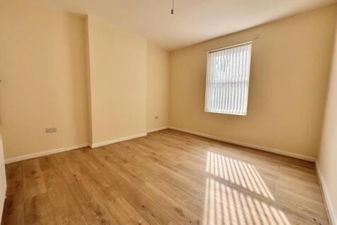 BEDROOM TWO.jpg