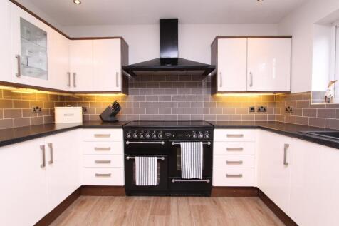 Fitted Kitchen
