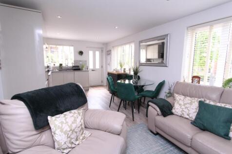 Annex - Lounge/Kitchen Area
