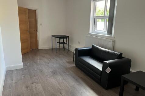 Flat 6 b.jpg