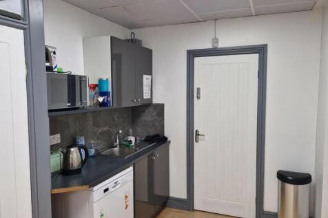 20250930_165906 - Copy (2).jpg