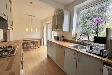 KITCHEN-DINING AREA.jpg