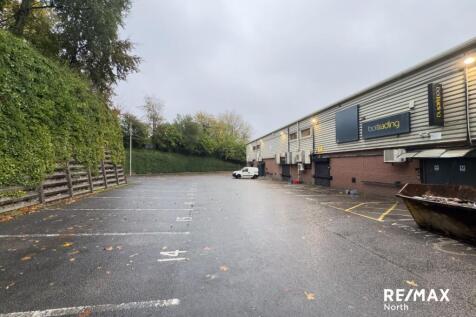 bury-new-rd-1168-05 - Edited.jpg