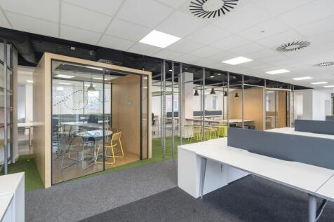 WESTON HOUSE CURTAIN ROAD 15.jpg