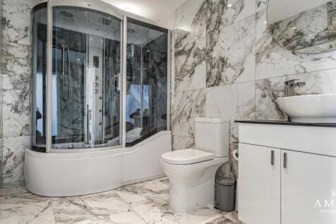 Downstairs Bathroom