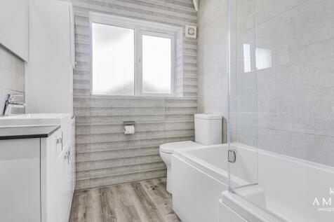 Upstairs Bathroom