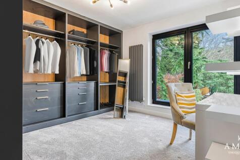 Master Dressing Room