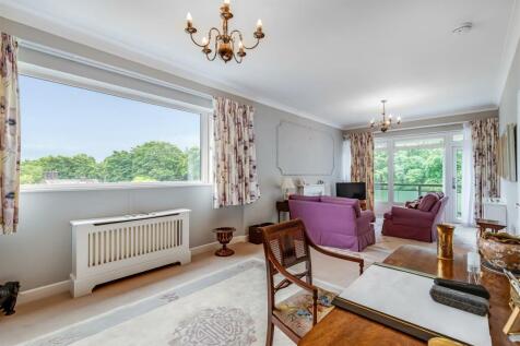Living Area.jpg
