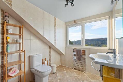 Wetroom En Suite.jpg