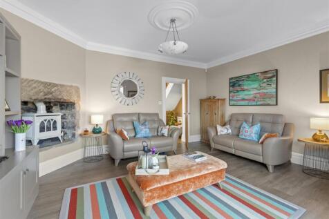 Sitting Room 4.jpg