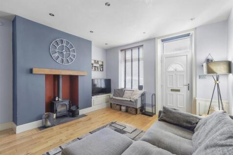 Sitting Room.jpg