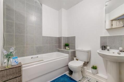 Bathroom.jpg