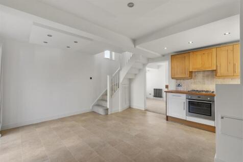 Kitchen 3.jpg