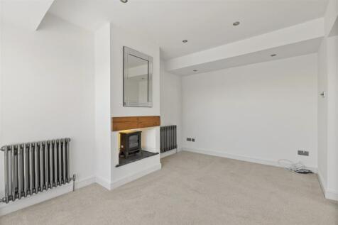 Sitting Room 2.jpg