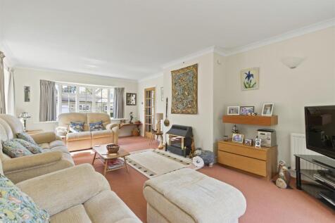 Sitting Room 2.jpg