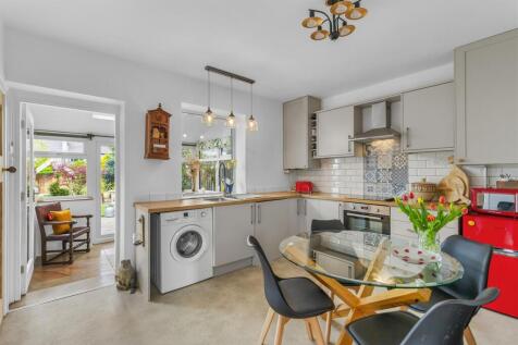 Kitchen.jpg