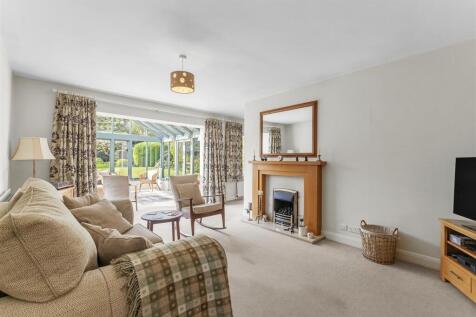 Sitting Room.jpg