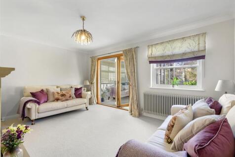 Sitting Room.jpg