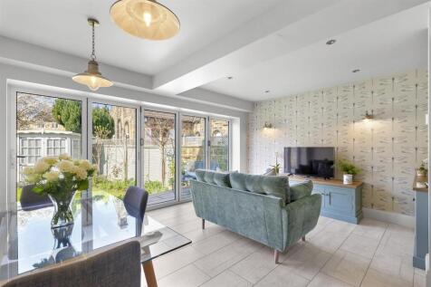 Living Area.jpg