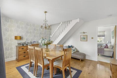 Dining Room.jpg