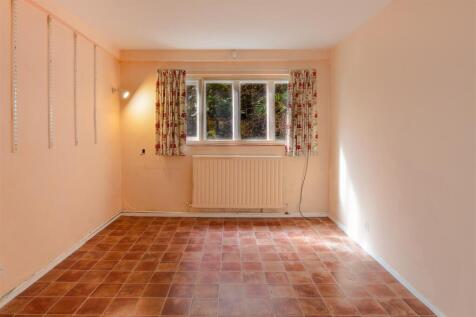 Dining Room.jpg