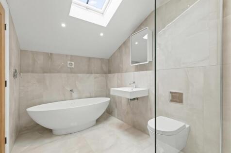 En Suite 2.jpg