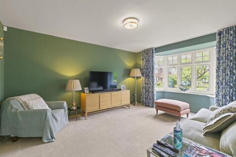Sitting Room 2.jpg