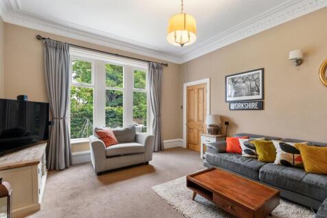 Sitting Room 2.jpg