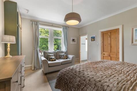 Bedroom One 2.jpg