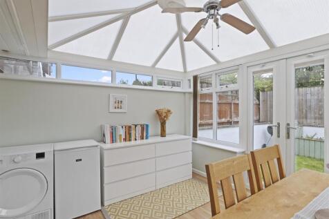 Garden Room 2.jpg