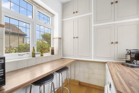 Kitchen 3.jpg