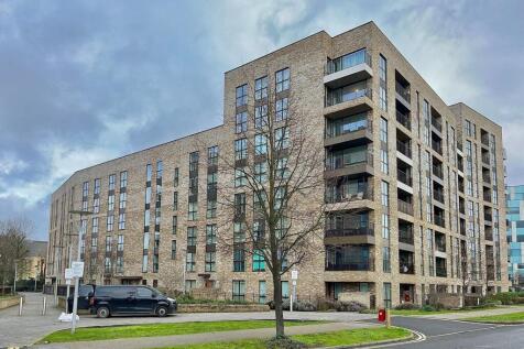 Modern multi-storey brick residential building ...