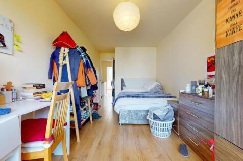 Bright and functional single bedroom featuring ...