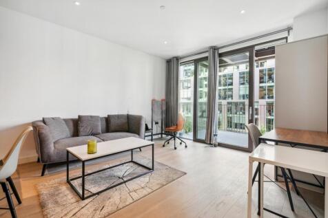 Bright and spacious living area featuring a com...