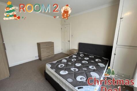 A spacious and inviting double bedroom perfect ...